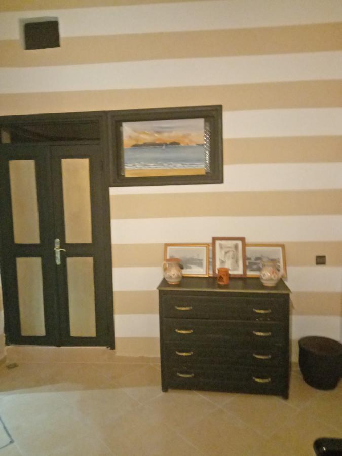 Hotel Majestic Εσαουίρα Εξωτερικό φωτογραφία